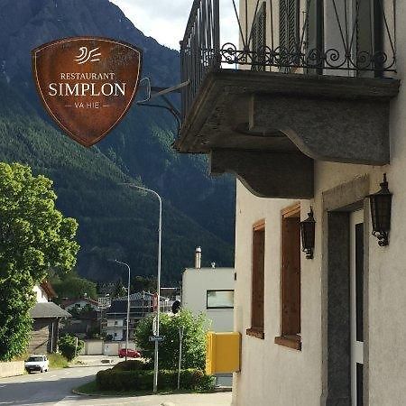 Hotel Gasthaus - Restaurant Simplon va hie Brig-Glis Exterior foto